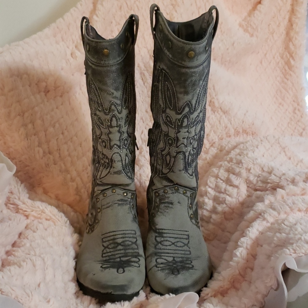 Just Fab Cowgirl boots